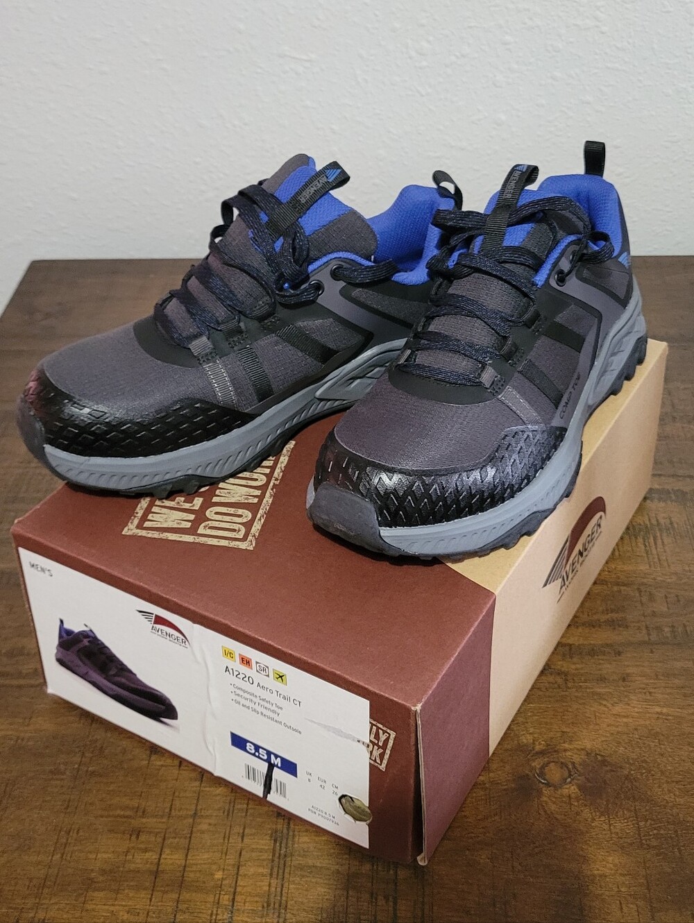 Avenger Dark Gray/Blue Shoes (Mens 8.5M)